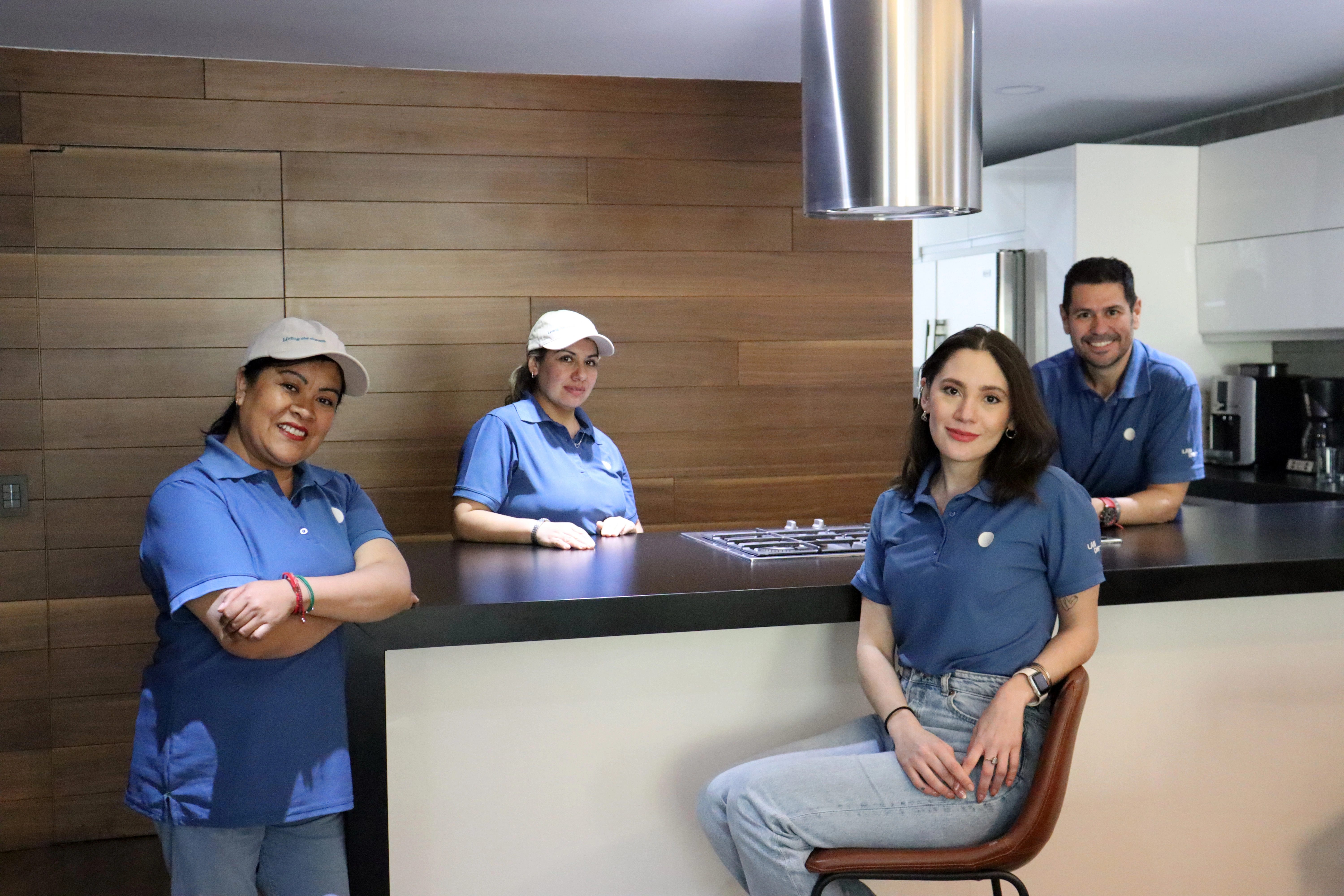 Landot Living Equipo